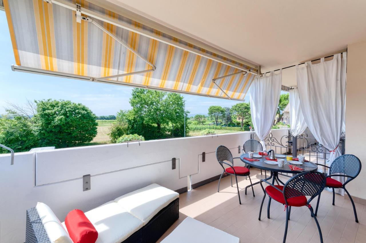 Wolf House - Sirmione Holiday エクステリア 写真