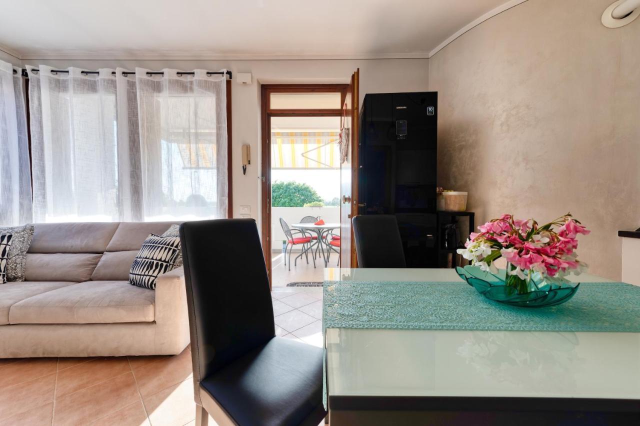Wolf House - Sirmione Holiday エクステリア 写真