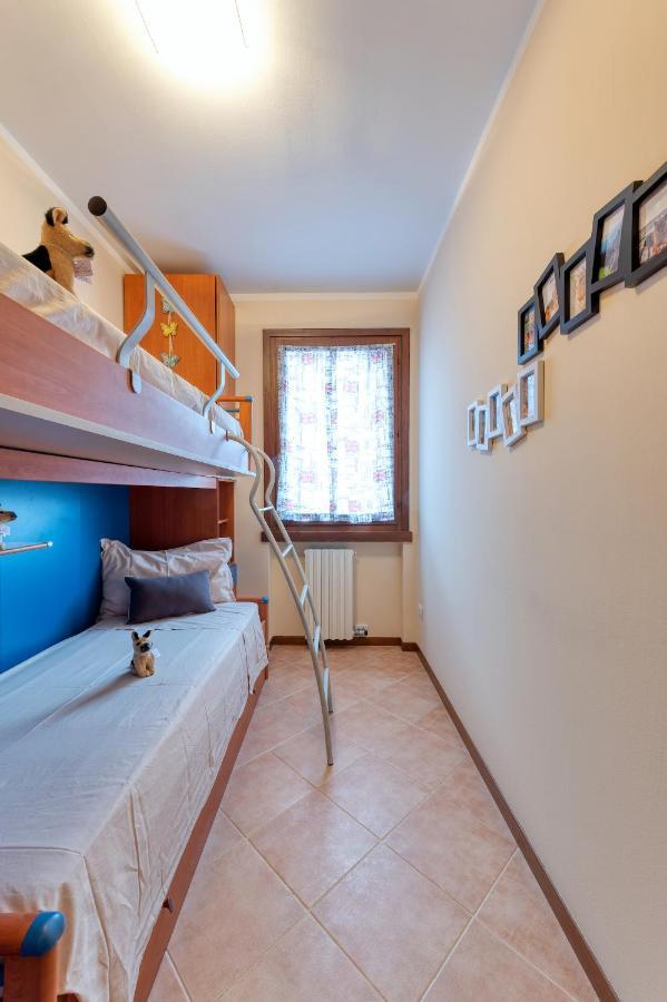 Wolf House - Sirmione Holiday エクステリア 写真