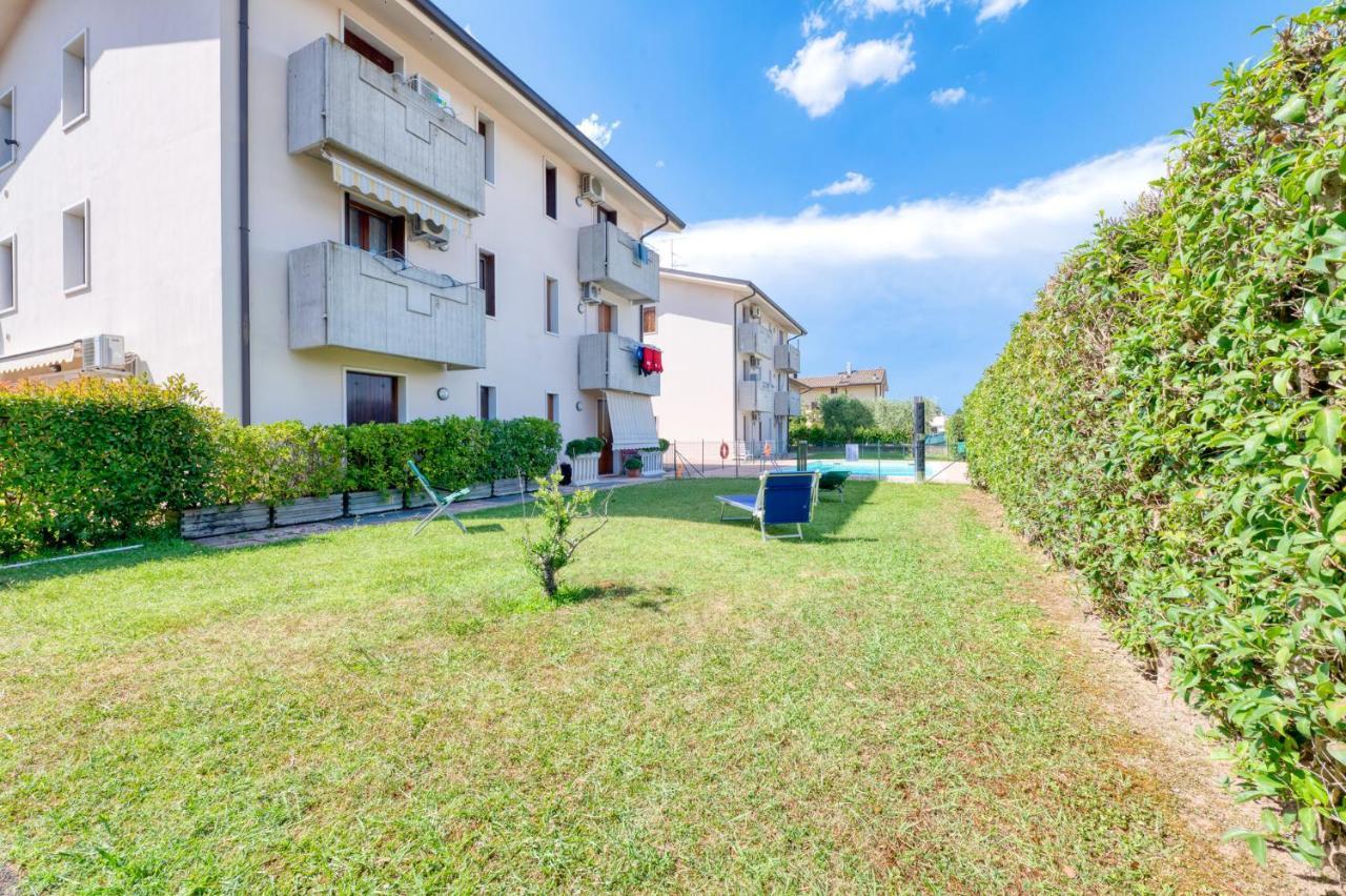 Wolf House - Sirmione Holiday エクステリア 写真